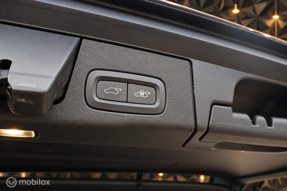 2.0 T6 AWD Inscription | B&W | 360 | HUD | PANO |