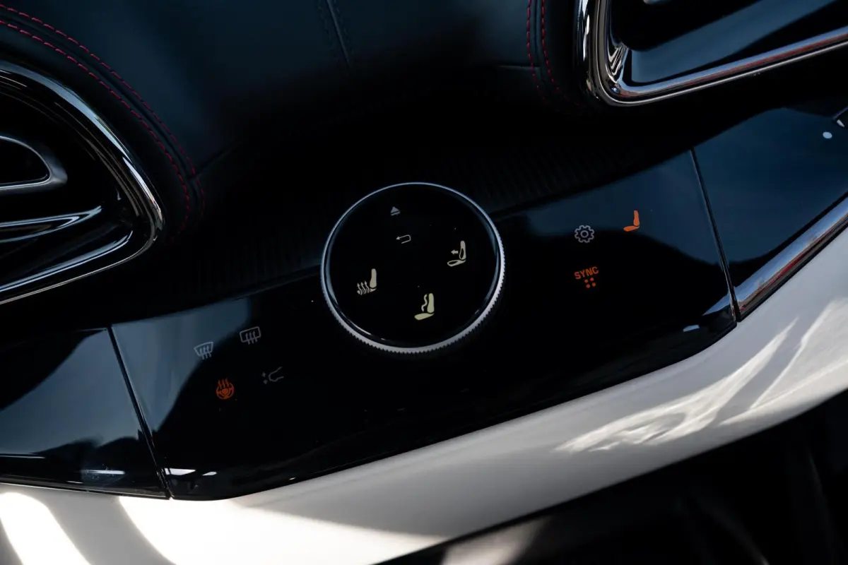 6.5 V12|Daytona|Rosso Corsa|Carbon In & Exterieur|Lift|360 Camera|Passenger Display|Matrix LED|BTW