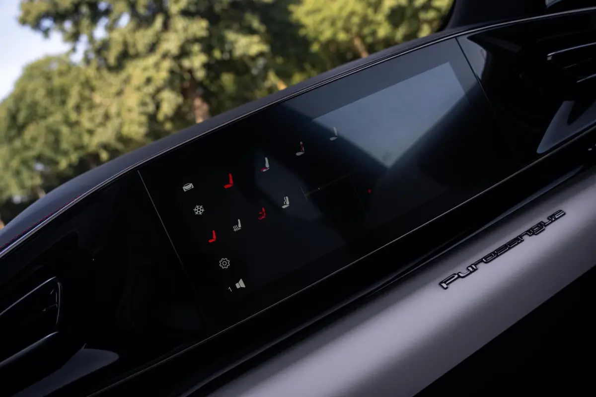 6.5 V12|Daytona|Rosso Corsa|Carbon In & Exterieur|Lift|360 Camera|Passenger Display|Matrix LED|BTW