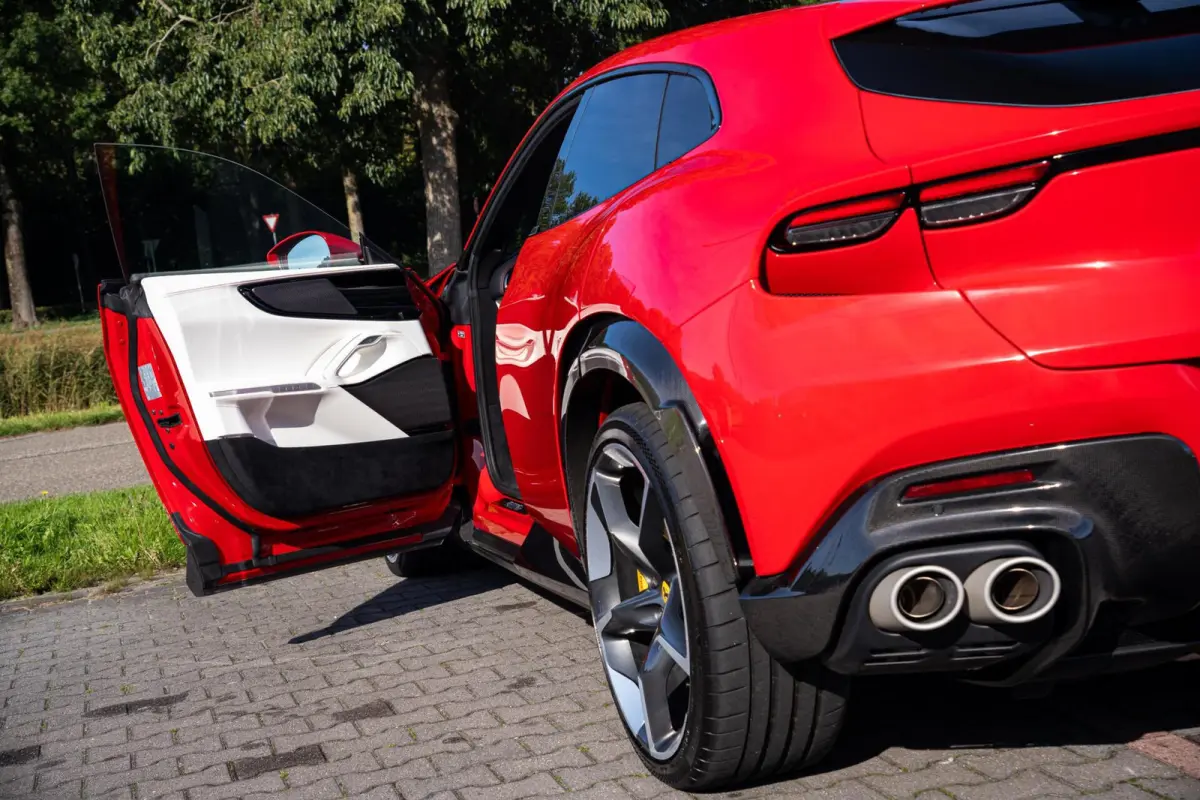 6.5 V12|Daytona|Rosso Corsa|Carbon In & Exterieur|Lift|360 Camera|Passenger Display|Matrix LED|BTW