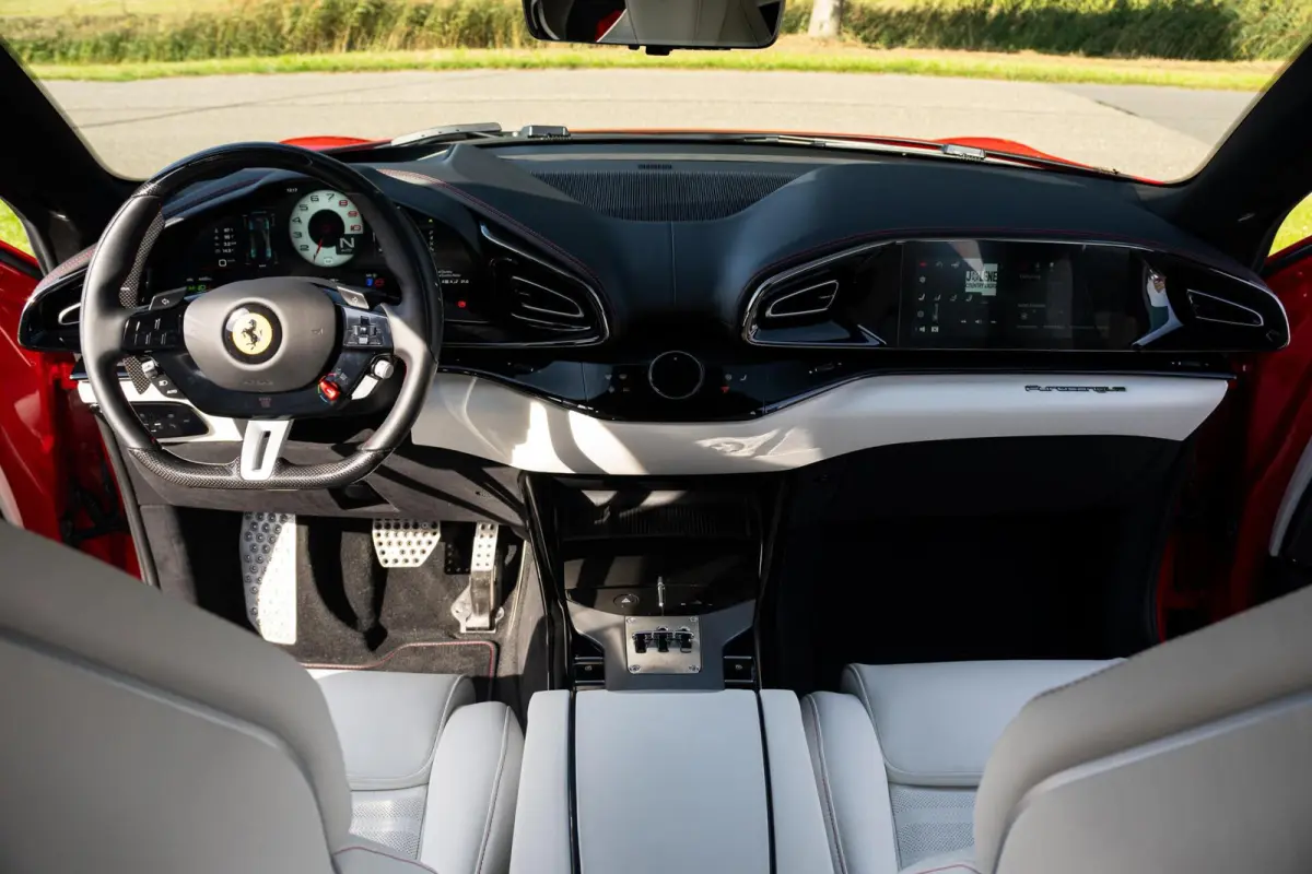 6.5 V12|Daytona|Rosso Corsa|Carbon In & Exterieur|Lift|360 Camera|Passenger Display|Matrix LED|BTW