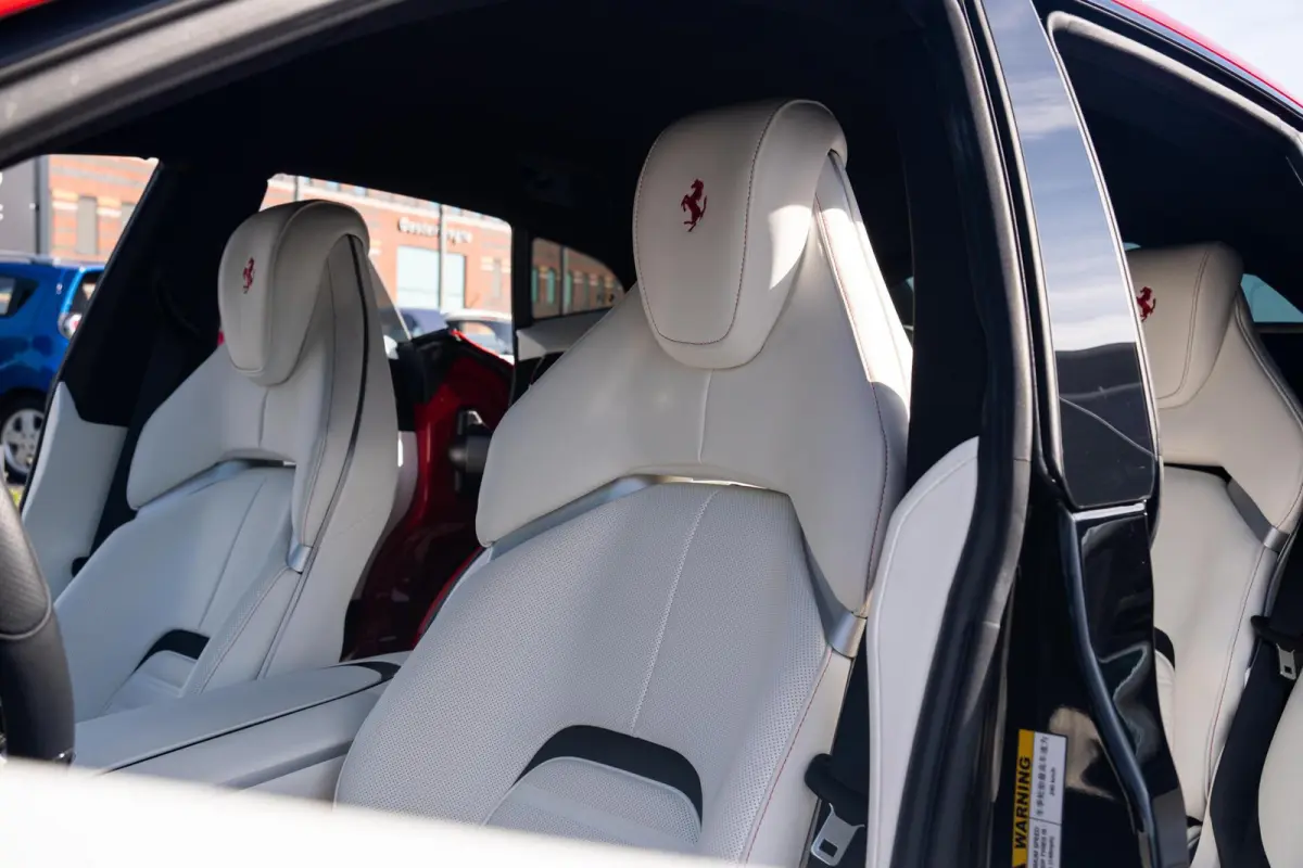 6.5 V12|Daytona|Rosso Corsa|Carbon In & Exterieur|Lift|360 Camera|Passenger Display|Matrix LED|BTW