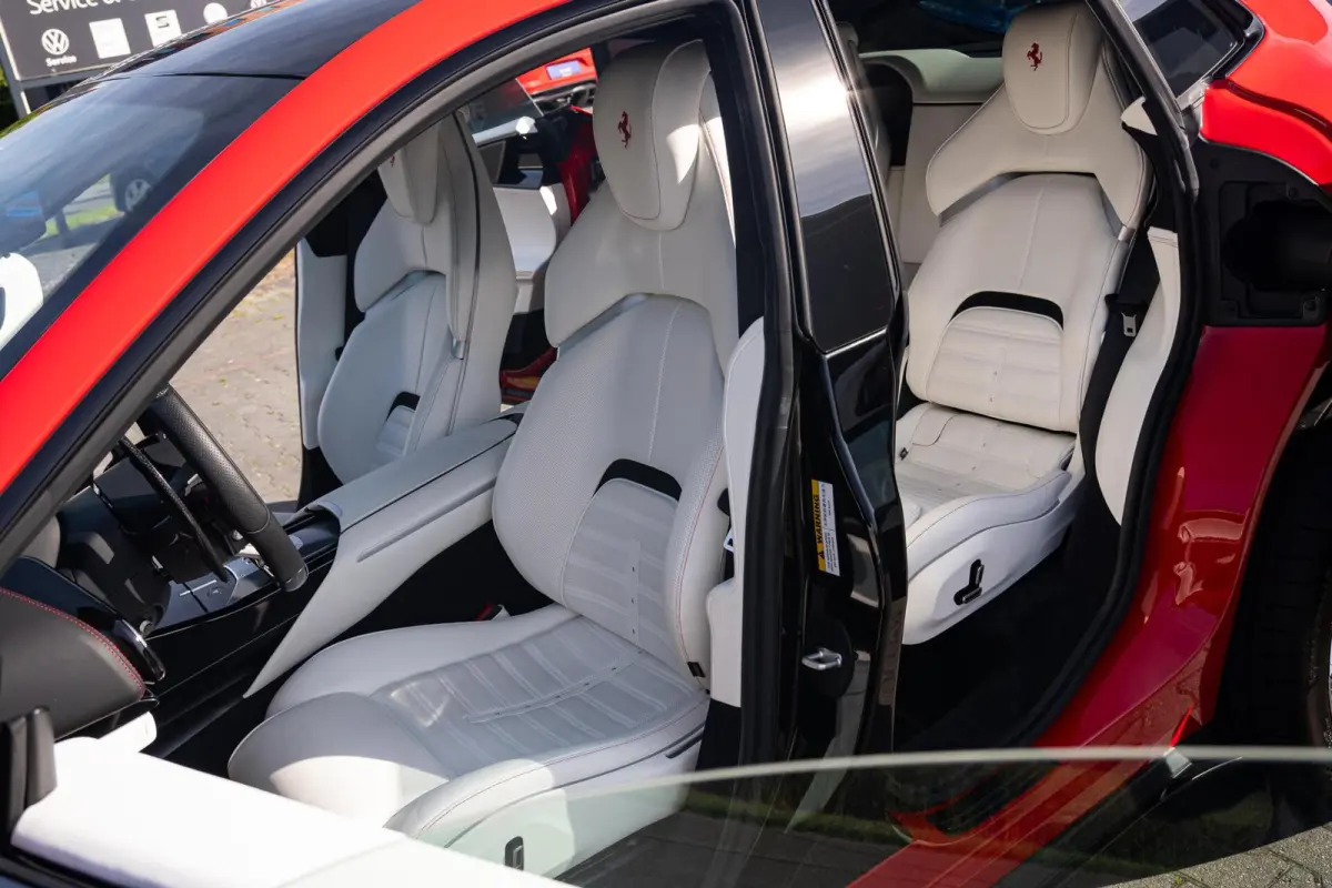 6.5 V12|Daytona|Rosso Corsa|Carbon In & Exterieur|Lift|360 Camera|Passenger Display|Matrix LED|BTW