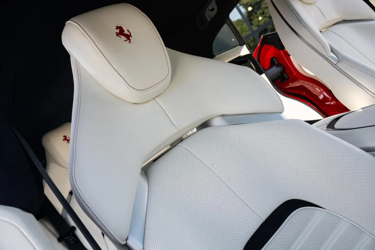 6.5 V12|Daytona|Rosso Corsa|Carbon In & Exterieur|Lift|360 Camera|Passenger Display|Matrix LED|BTW