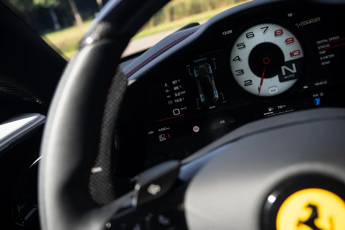 6.5 V12|Daytona|Rosso Corsa|Carbon In & Exterieur|Lift|360 Camera|Passenger Display|Matrix LED|BTW