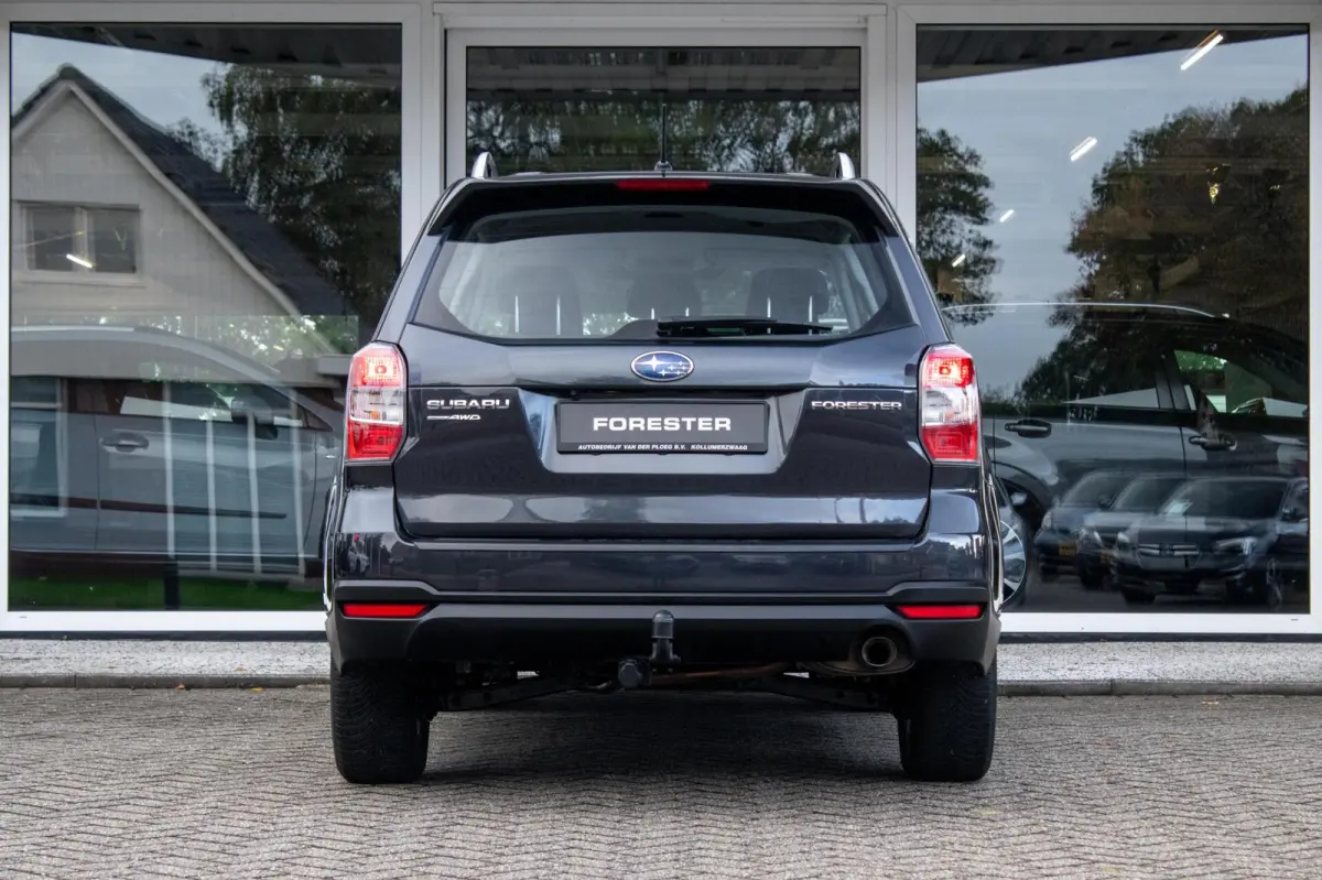 2.0 CVT Luxury | Trekhaak | Cruise control | 1e Eigenaar |