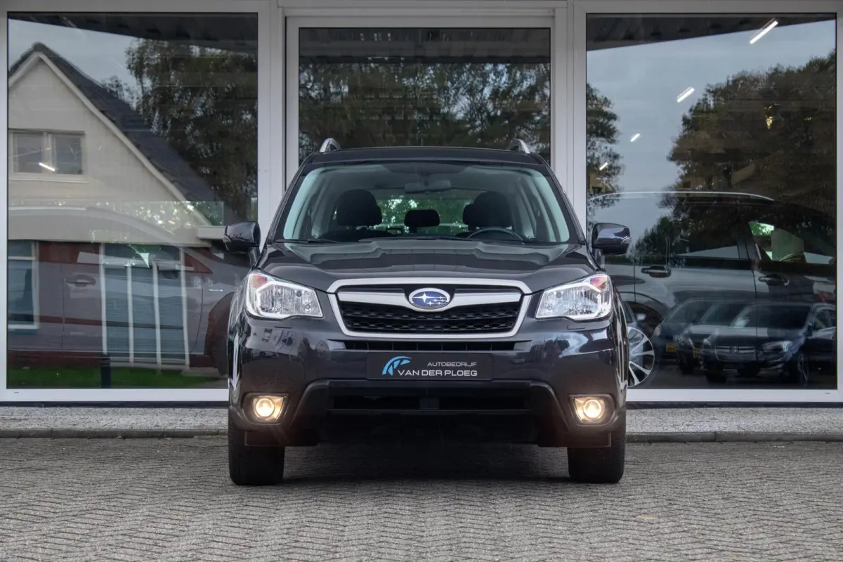 2.0 CVT Luxury | Trekhaak | Cruise control | 1e Eigenaar |
