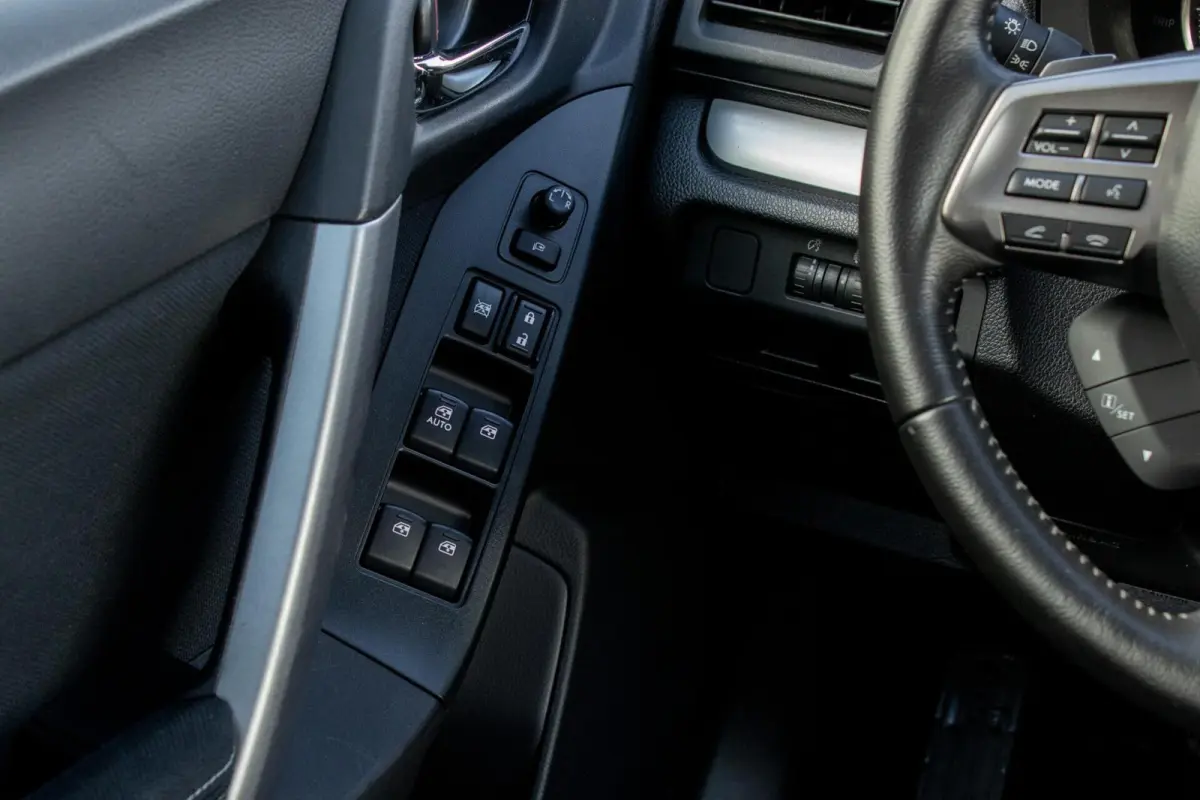 2.0 CVT Luxury | Trekhaak | Cruise control | 1e Eigenaar |