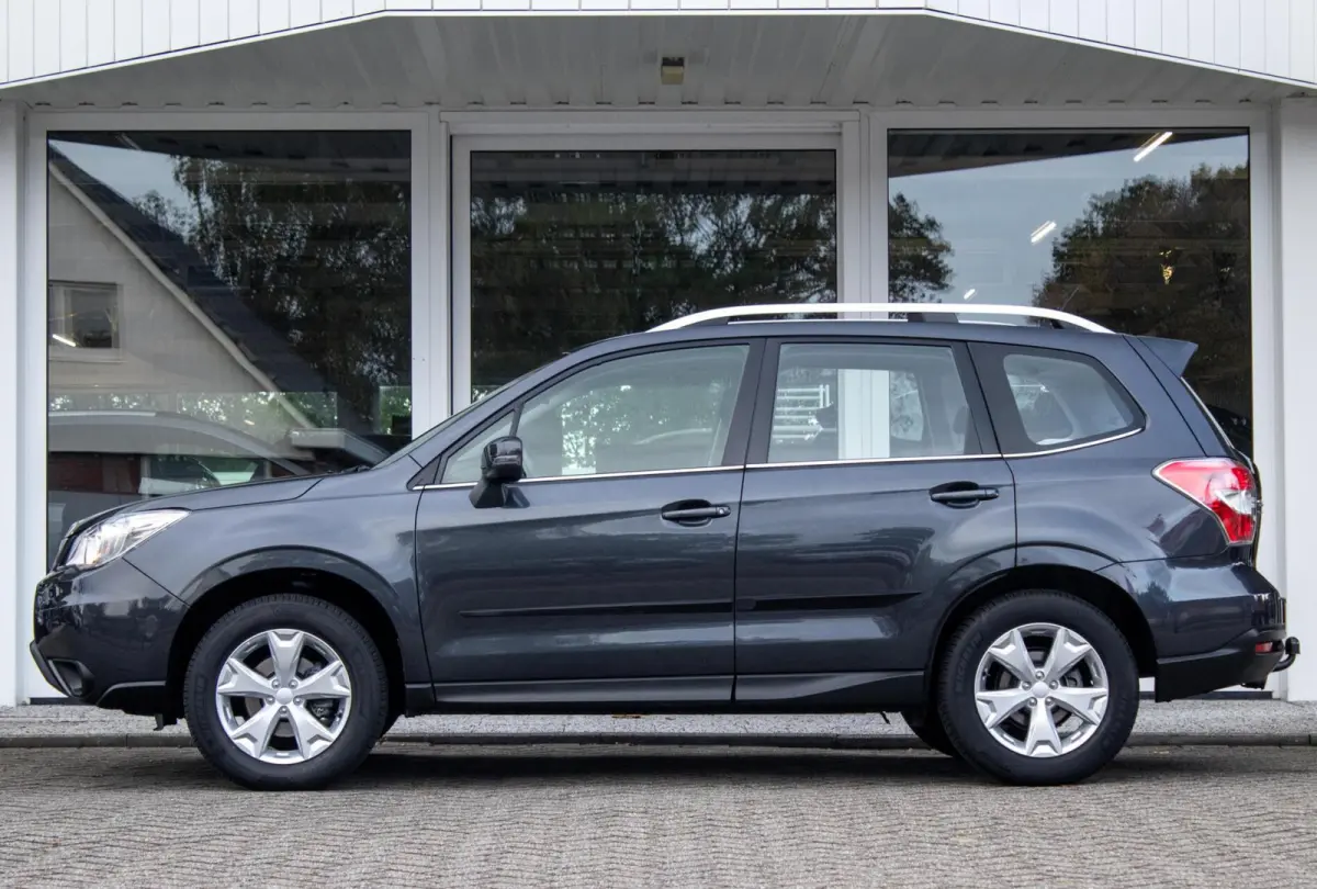 2.0 CVT Luxury | Trekhaak | Cruise control | 1e Eigenaar |