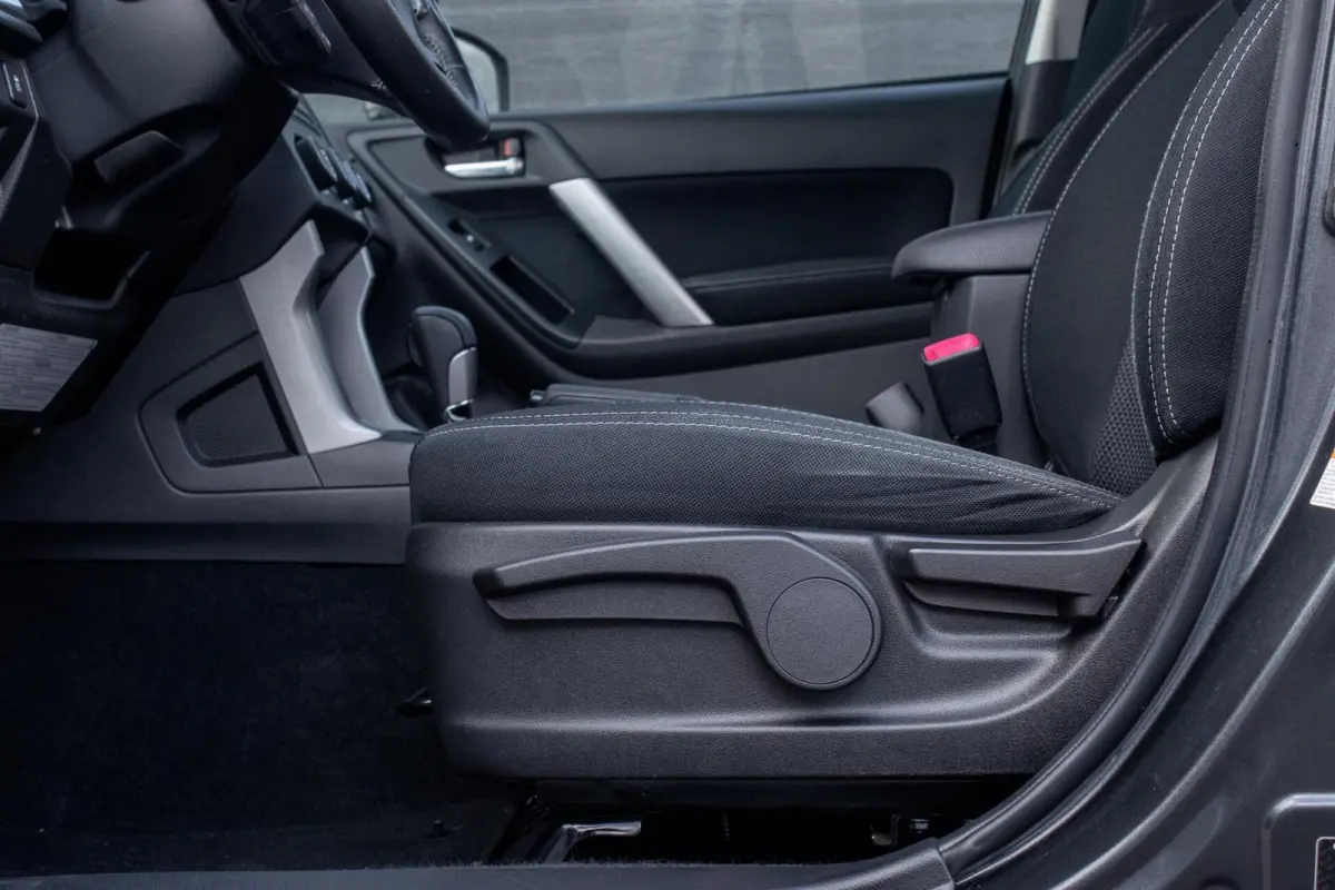 2.0 CVT Luxury | Trekhaak | Cruise control | 1e Eigenaar |