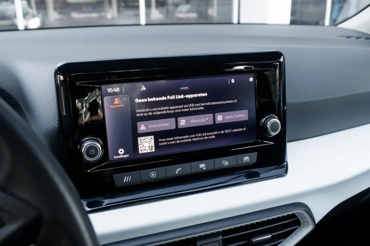 1.0 TSI Style | Apple Carplay | Climate control | Cruise control |