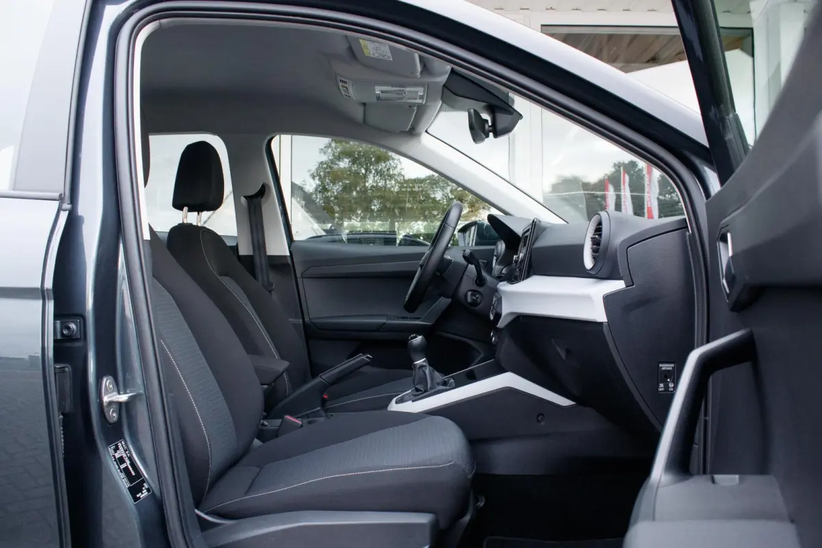 1.0 TSI Style | Apple Carplay | Climate control | Cruise control |
