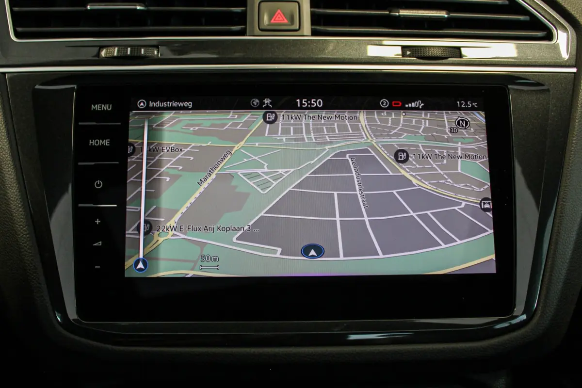 1.5 TSI R-Line Business+ PANO HUD LEER 360 CAM MATRIX