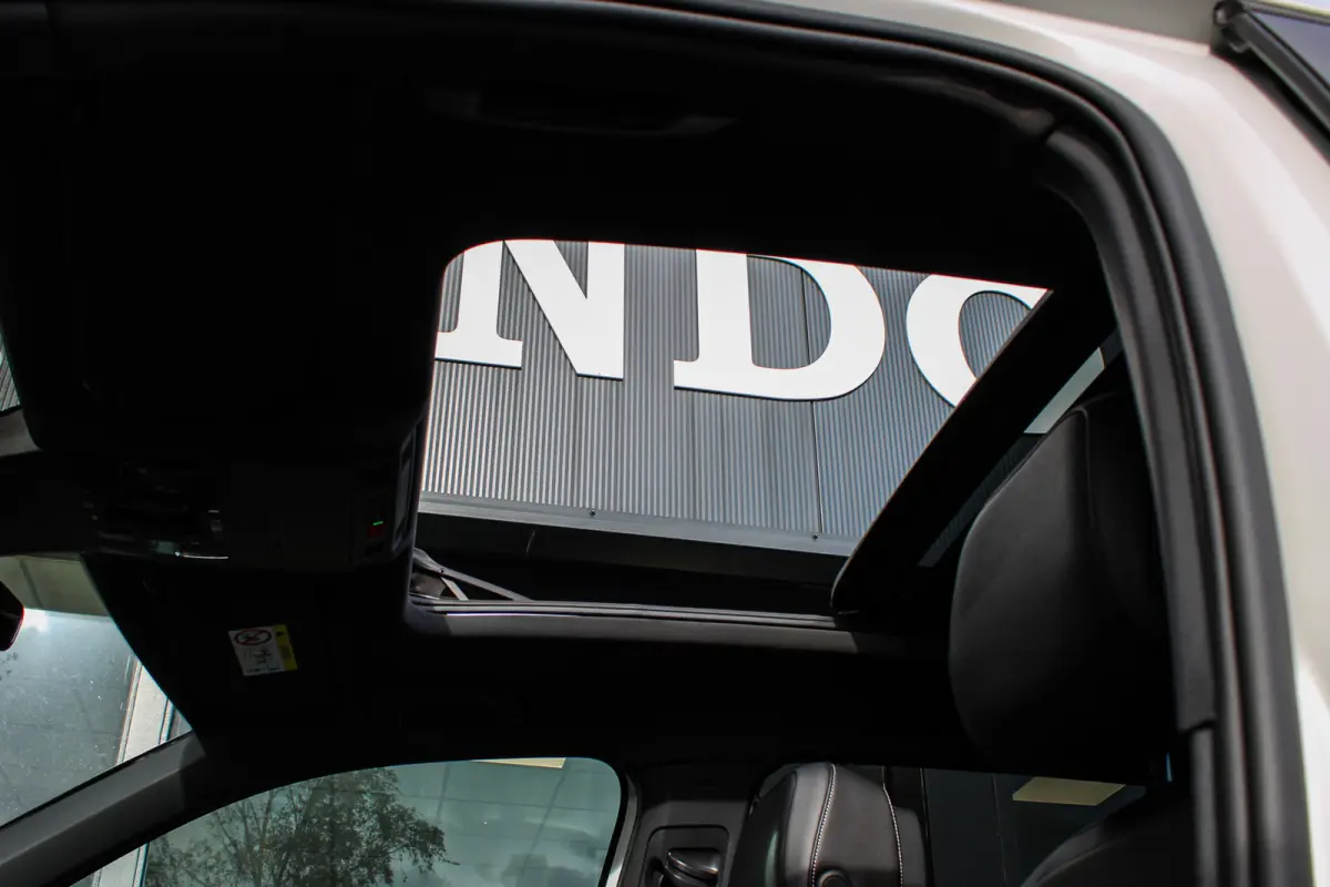 1.5 TSI R-Line Business+ PANO HUD LEER 360 CAM MATRIX