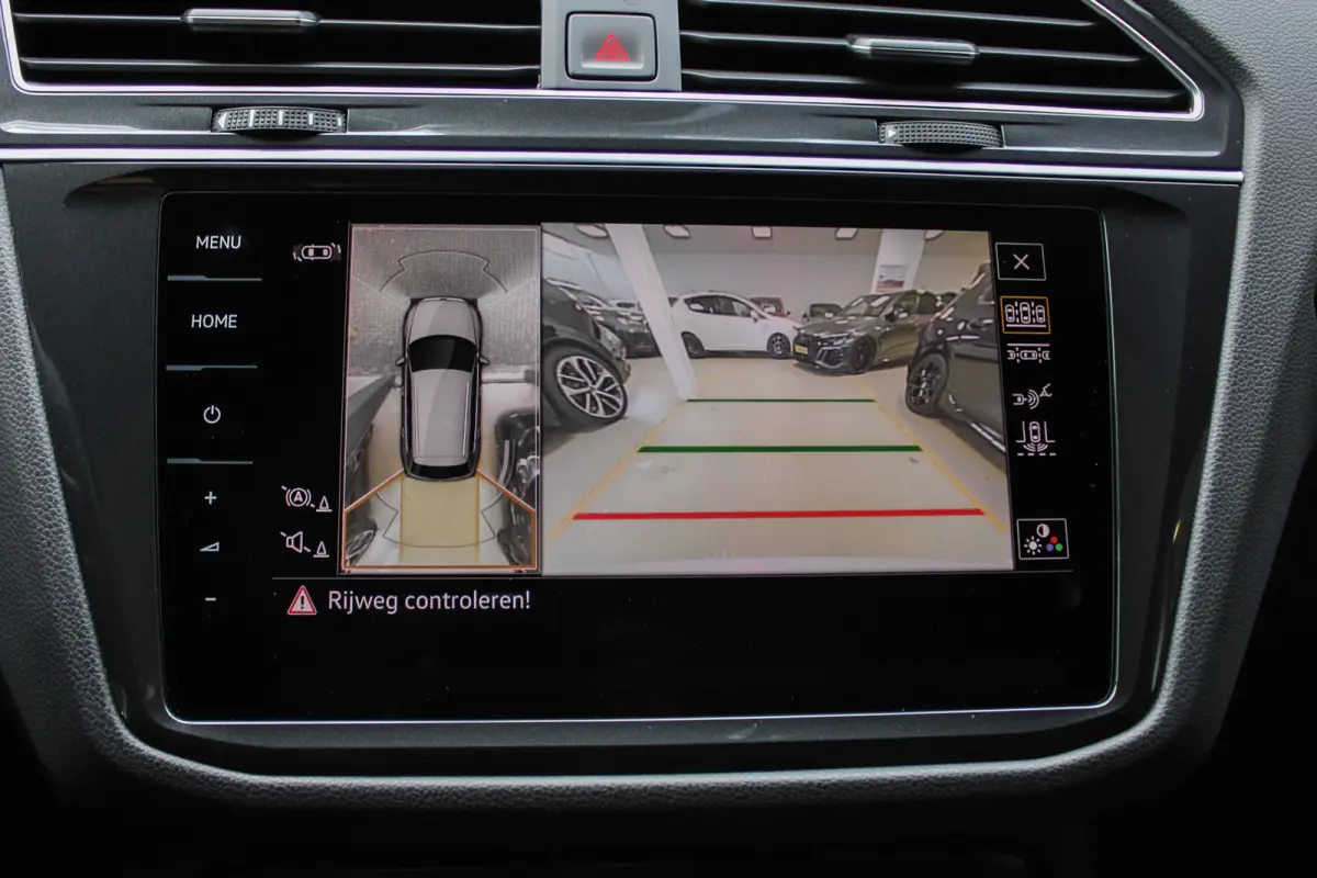 1.5 TSI R-Line Business+ PANO HUD LEER 360 CAM MATRIX