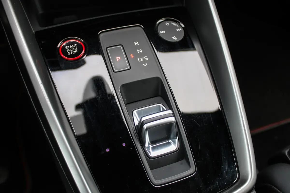 2.0 TFSI quattro PANO HUD B&O AKRA