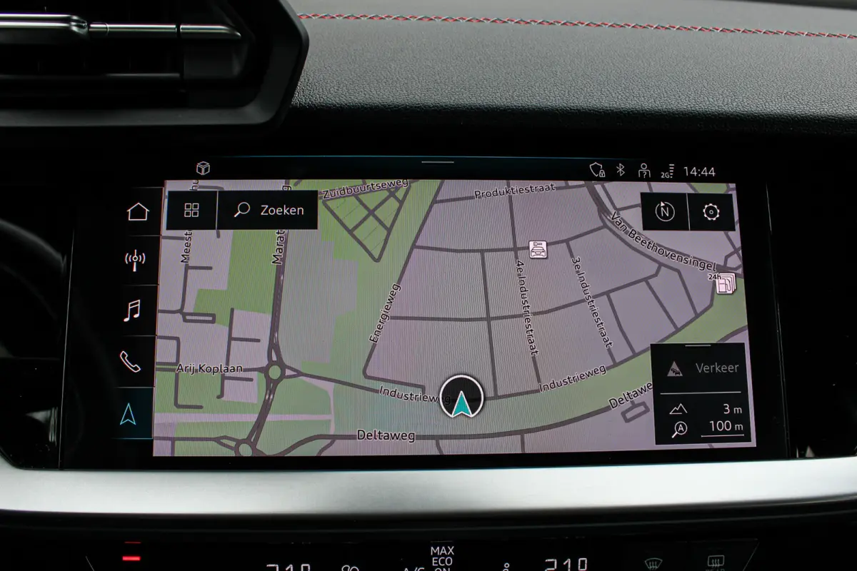2.0 TFSI quattro PANO HUD B&O AKRA