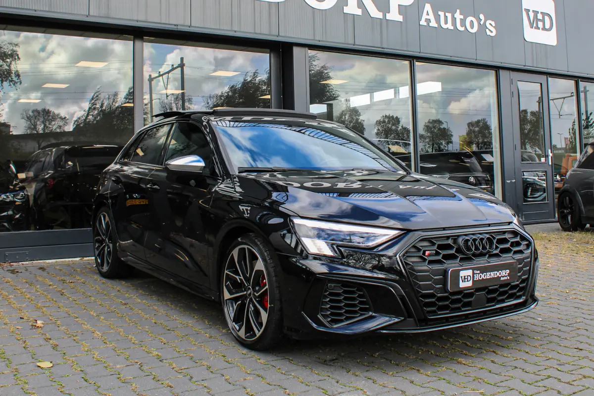 2.0 TFSI quattro PANO HUD B&O AKRA