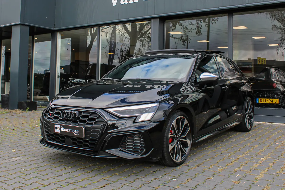 2.0 TFSI quattro PANO HUD B&O AKRA