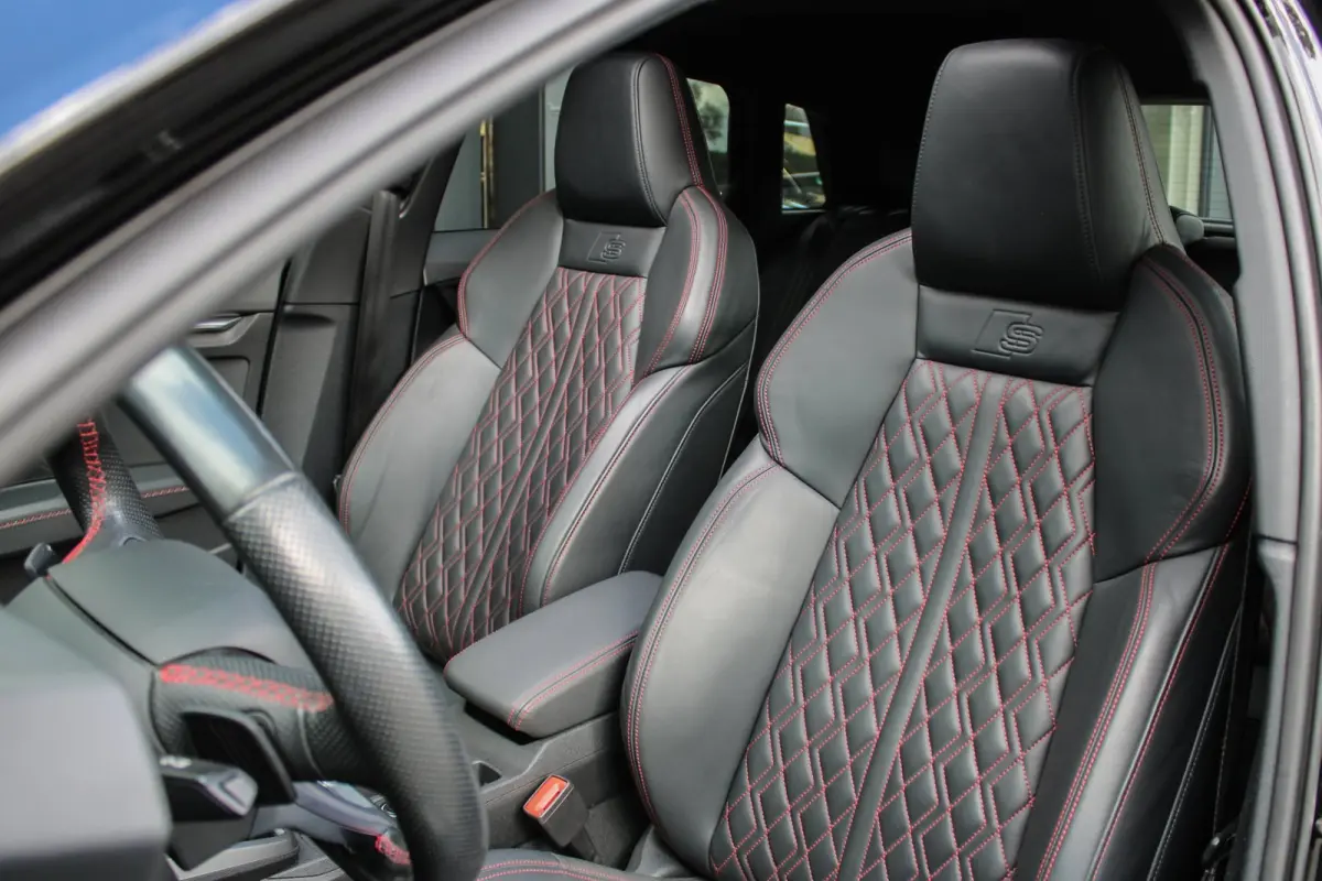 2.0 TFSI quattro PANO HUD B&O AKRA