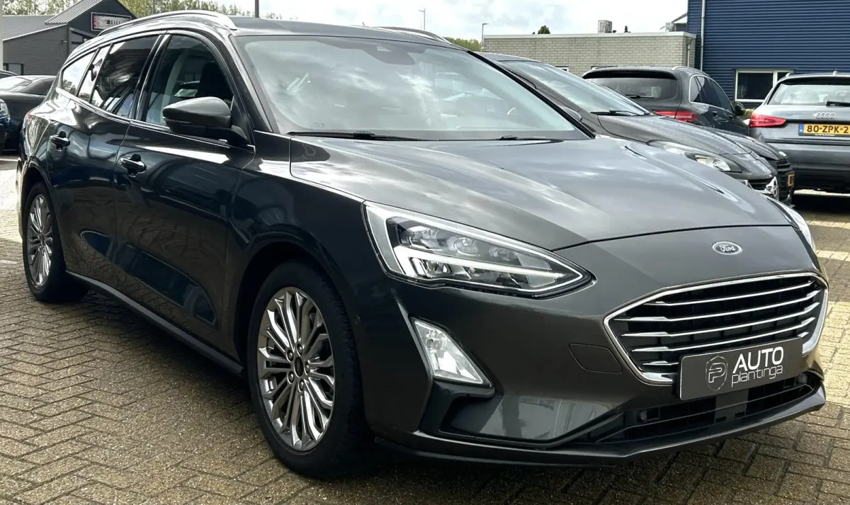 1.0 EcoBoost Titanium Business 125PK | Nette Staat | Trekhaak | B&O Audio | Elektrische Achterklep | Achteruitrijcamera | Parkeersensoren voor en achter | Stuurverwarming | Voorruitverwarmin