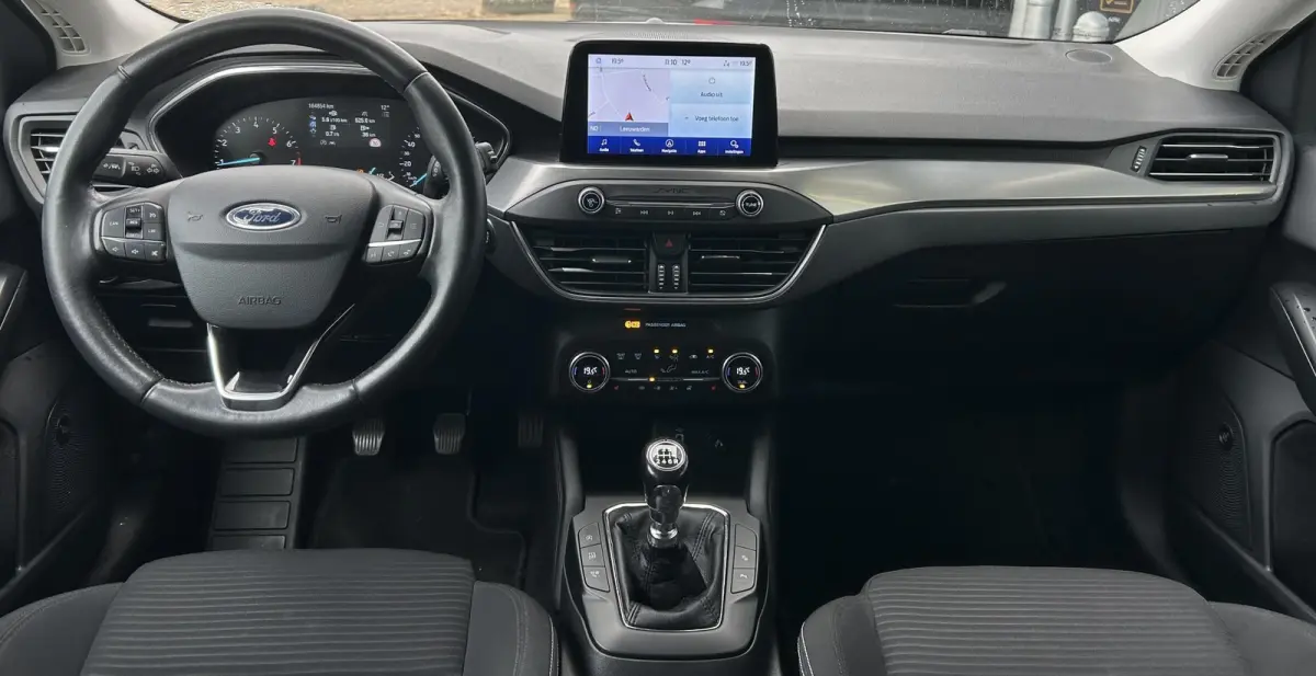 1.0 EcoBoost Titanium Business 125PK | Nette Staat | Trekhaak | B&O Audio | Elektrische Achterklep | Achteruitrijcamera | Parkeersensoren voor en achter | Stuurverwarming | Voorruitverwarmin