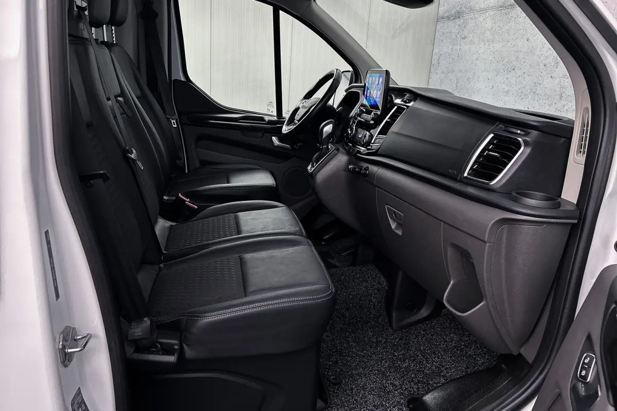 320 2.0 TDCI L2 185PK Sport Automaat | Camera | Raptor | Trekhaak | Bijrijdersbank