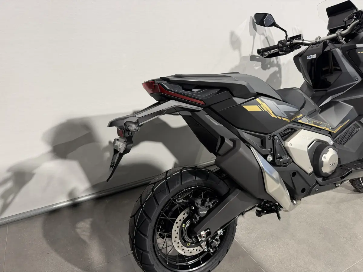 X-ADV 750