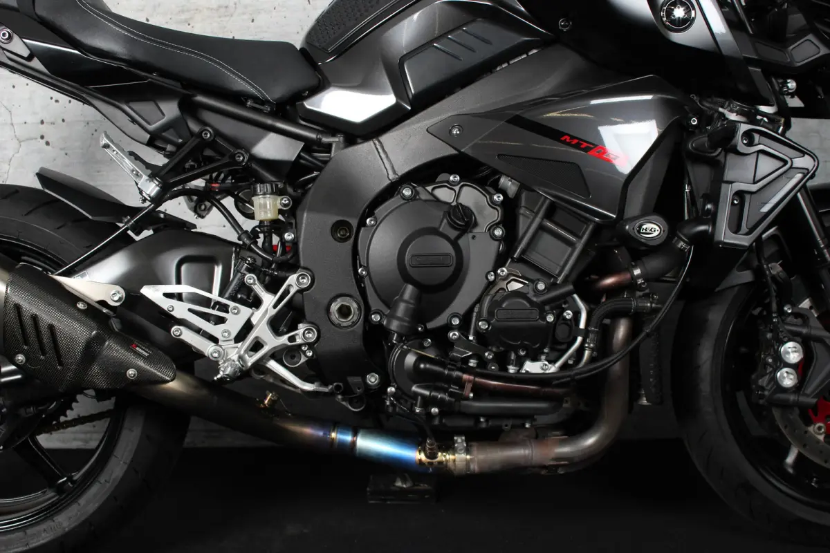 Akrapovic