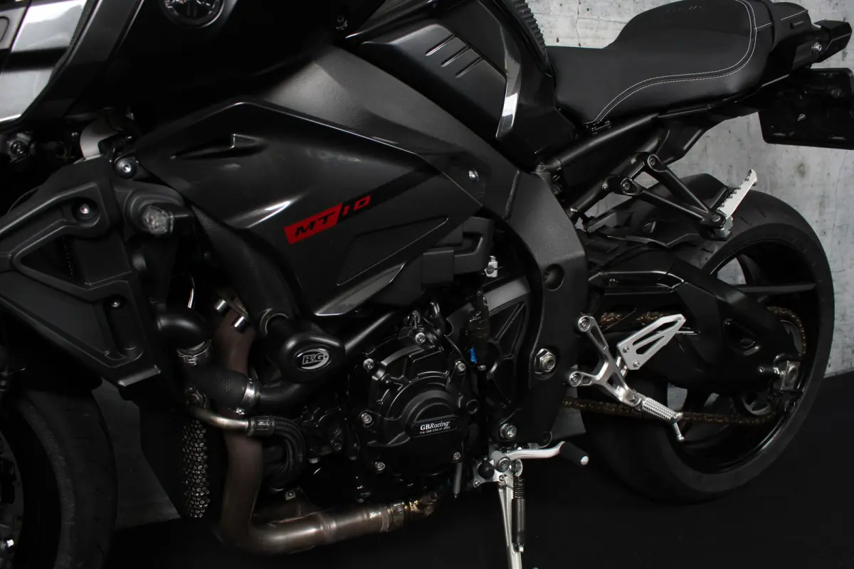 Akrapovic