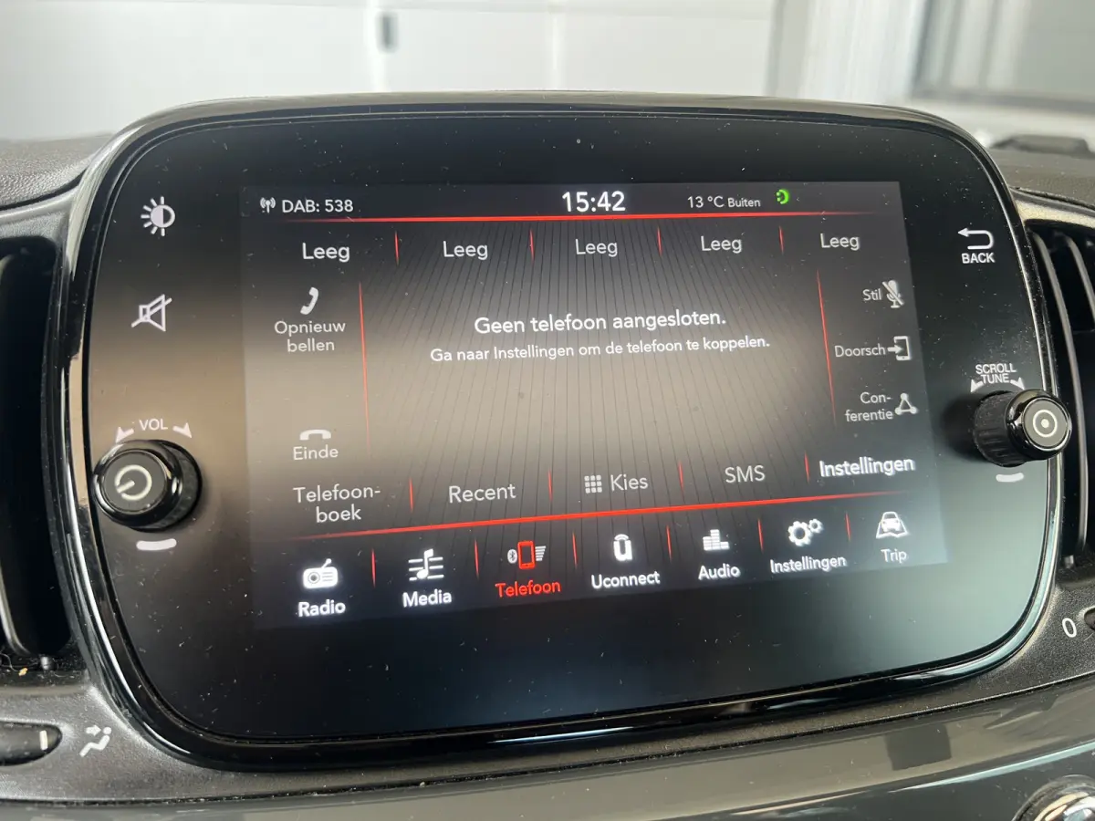 1.0 Hybrid Lounge | SCHUIF/KANTELDAK | CARPLAY/ANDROID | CRUISE CONTROL | LMV 15'' | AIRCO | DAB | BLUETOOTH