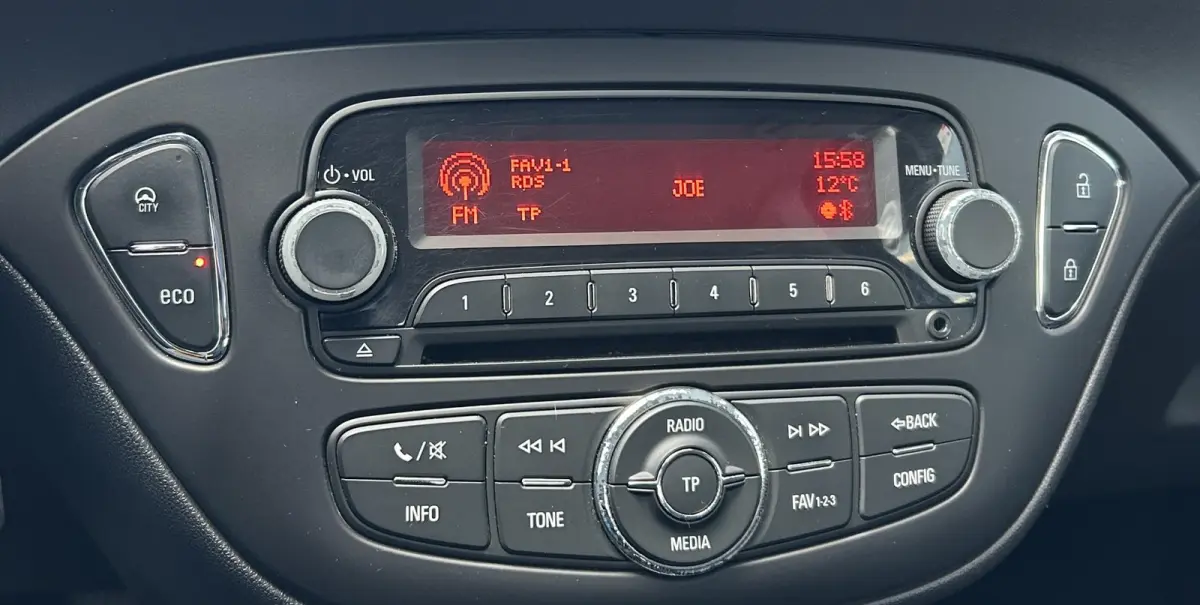 1.4 Edition 90PK | 2e Eigenaar | NL AUTO | NAP | 5-Deurs | Onderhoudshistorie | Cruise Control | Airco | Lichtmetalen Velgen | 2 Sleutels | APK tot 23-08-2027 |