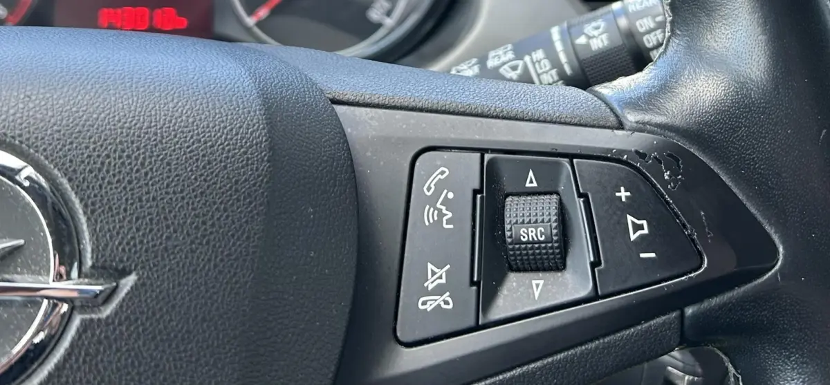 1.4 Edition 90PK | 2e Eigenaar | NL AUTO | NAP | 5-Deurs | Onderhoudshistorie | Cruise Control | Airco | Lichtmetalen Velgen | 2 Sleutels | APK tot 23-08-2027 |