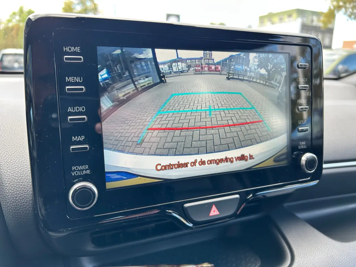 1.5 Hybrid Executive Adaptieve Cruise | Stoelverwarming | Achteruitrijcamera | 9600 KM | Keyless | 17'' Lichtmetalen velgen | 1e eigenaar |'| Achteruitrijcamera | Afwijkende dakkleur | Apple
