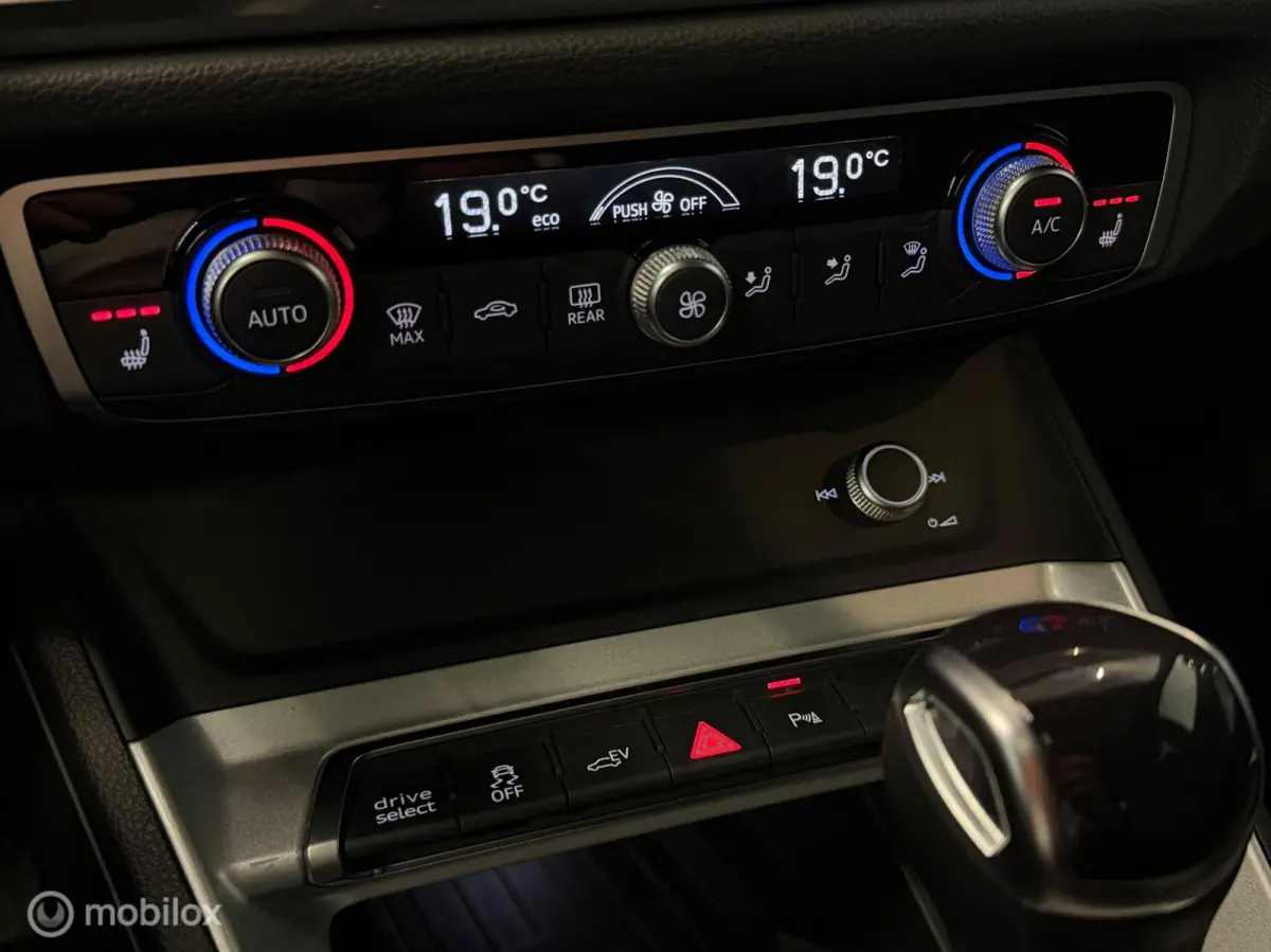 45 TFSI e S Edition Panorama/Sonos/RS Q3 look