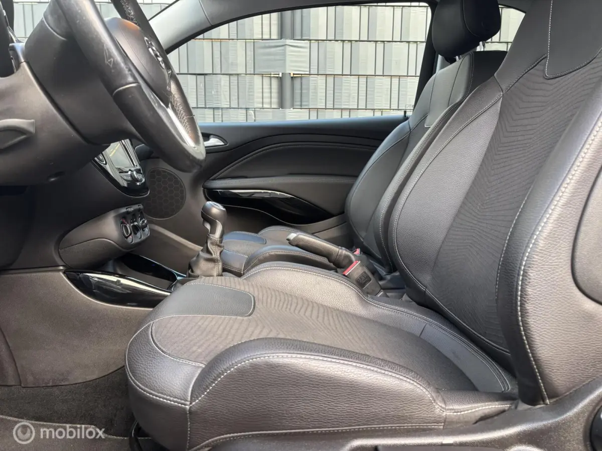 1.0 Turbo Unlimited CarPlay Sterrenhemel Stoelverw
