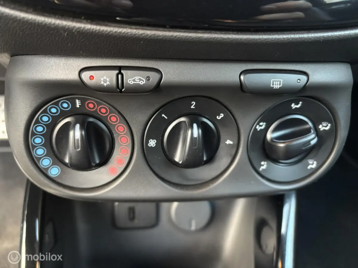 1.0 Turbo Unlimited CarPlay Sterrenhemel Stoelverw