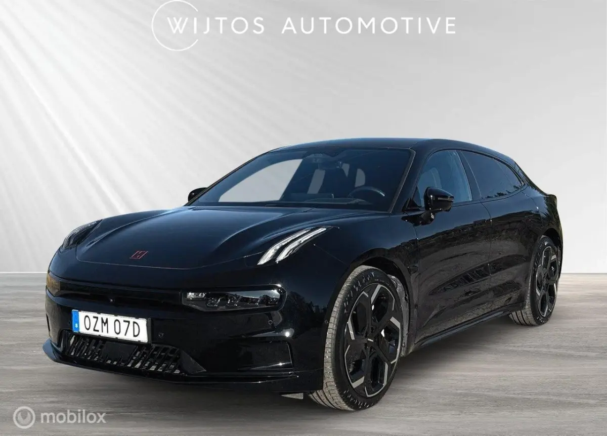 AWD Performance 100 kWh, trekhaak, winterbanden