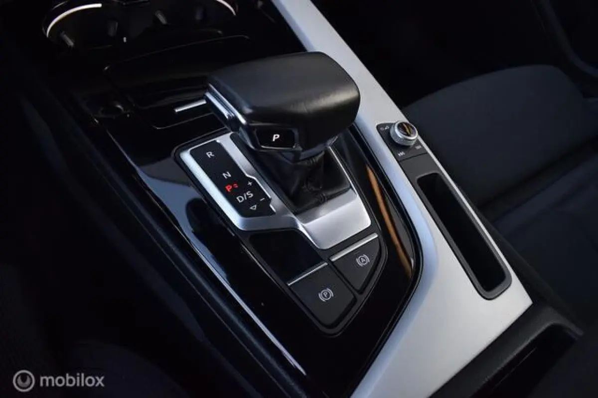 35 TFSI Launch edition Business