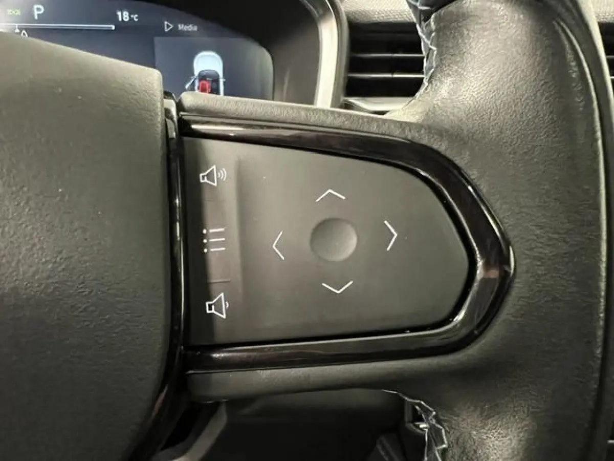 1.5 PLUG-IN HYBRIDE / PANODAK / STOELVERW. / NAVI / CAMERA /