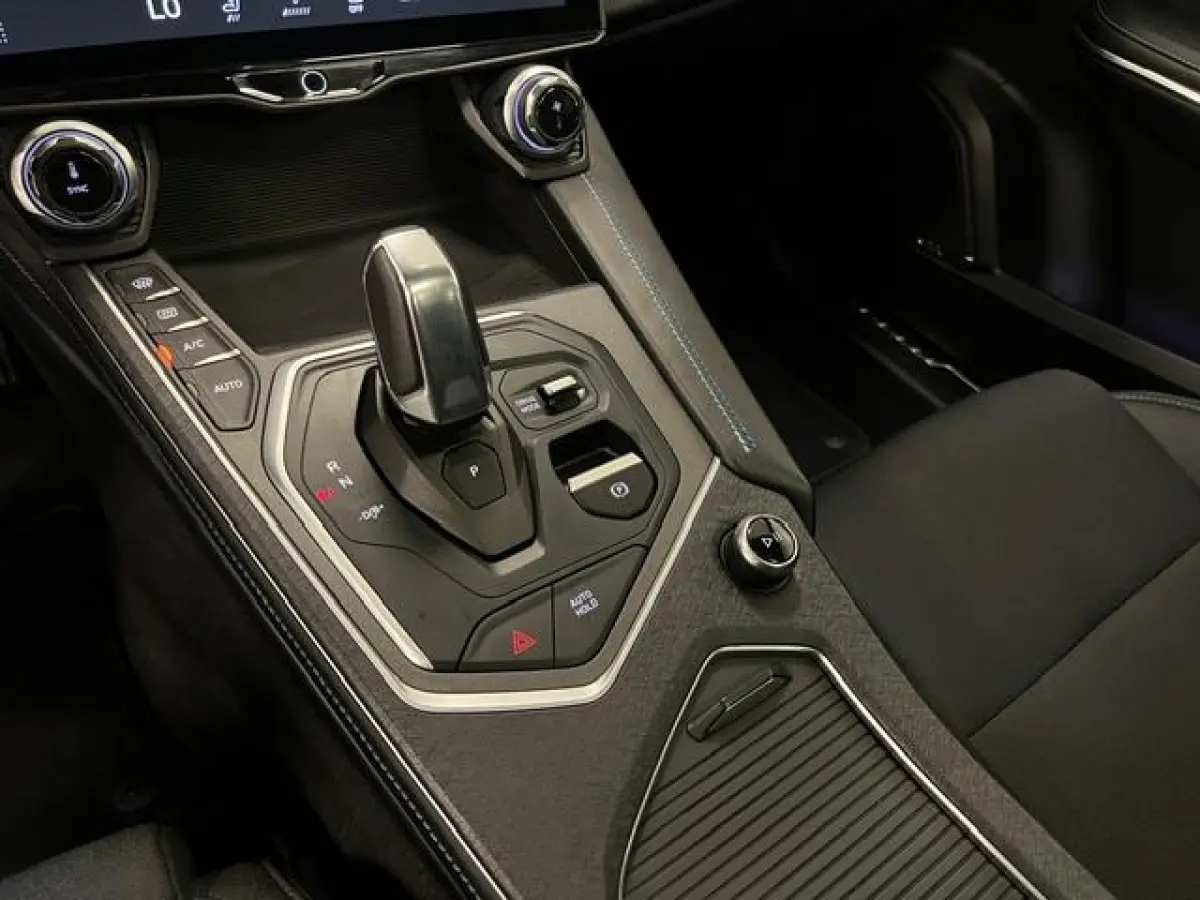 1.5 PLUG-IN HYBRIDE / PANODAK / STOELVERW. / NAVI / CAMERA /