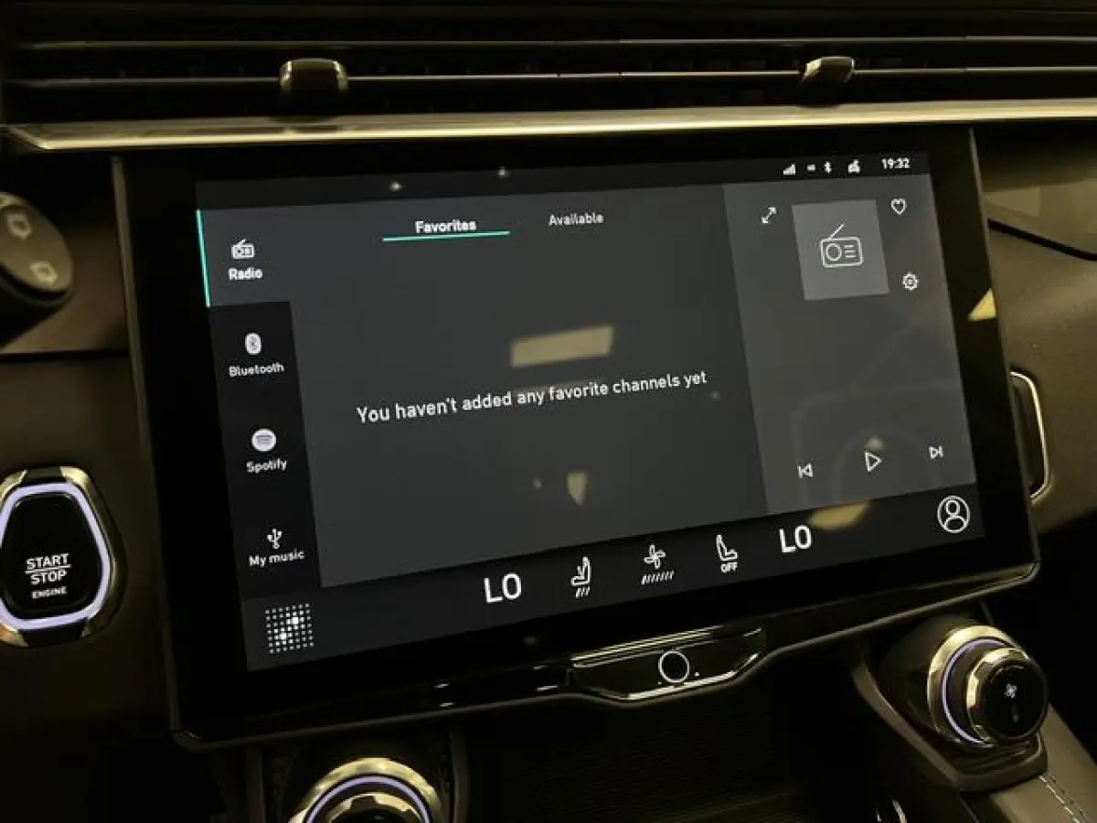 1.5 PLUG-IN HYBRIDE / PANODAK / STOELVERW. / NAVI / CAMERA /