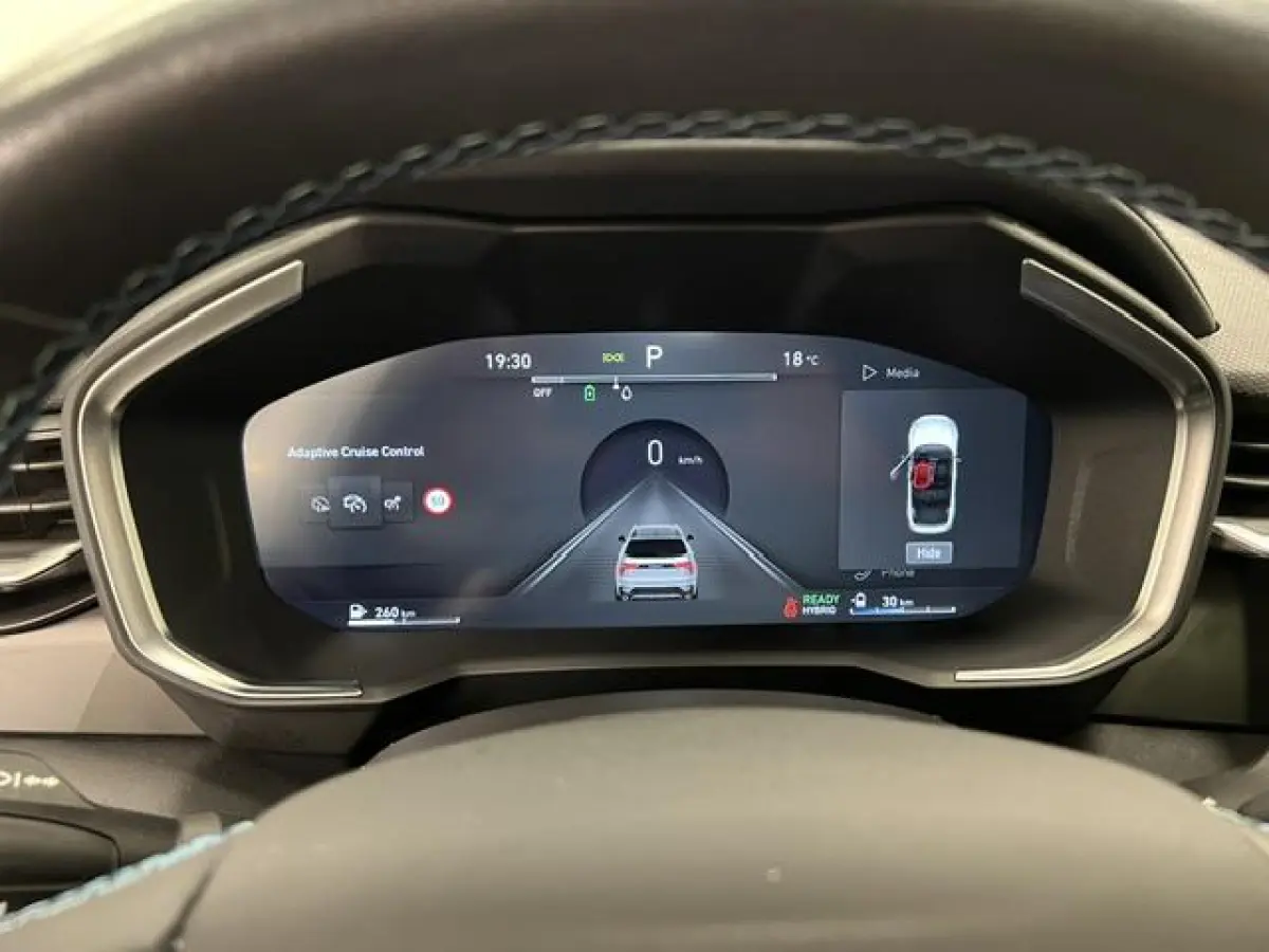 1.5 PLUG-IN HYBRIDE / PANODAK / STOELVERW. / NAVI / CAMERA /