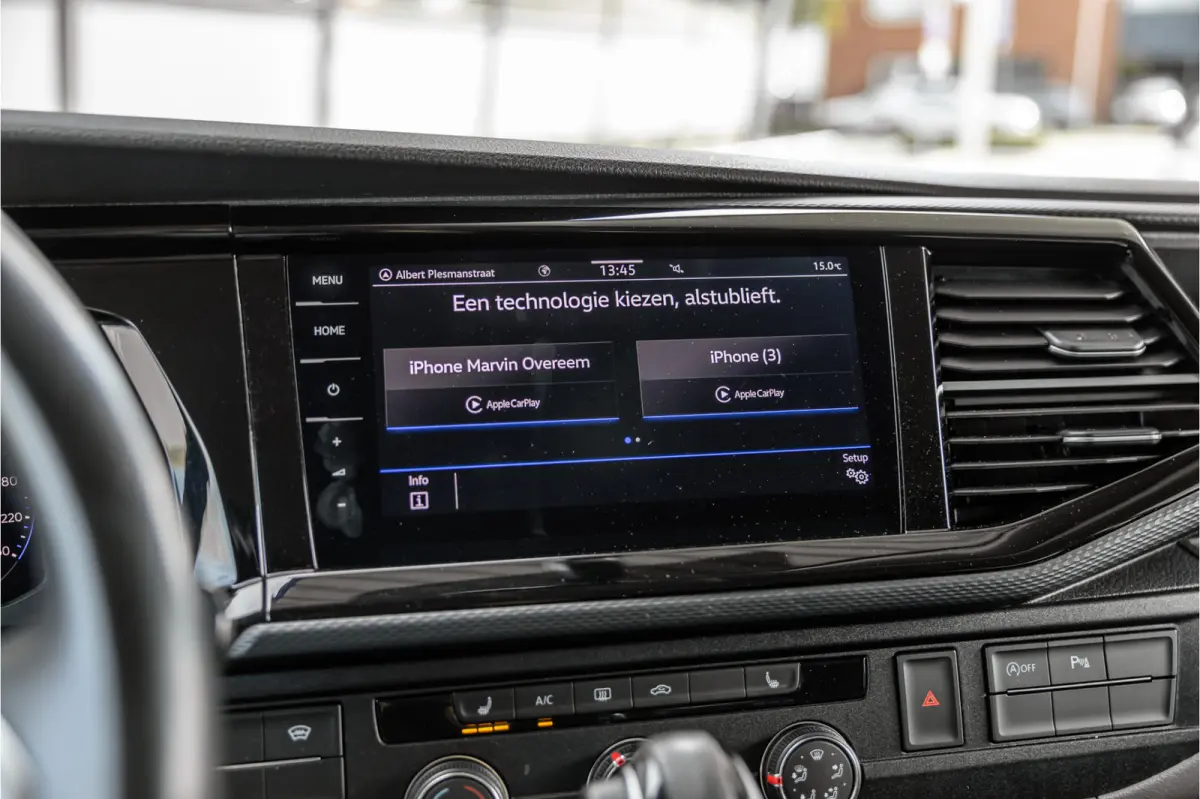 2.0 TDI L2H1 Bulli DC | Virtual | Discover Pro | ACC | Bi-Xenon | Camera | Navigatie | Trekhaak | Stoelverwarming | DAB | Orig. NL auto | Nieuwe APK