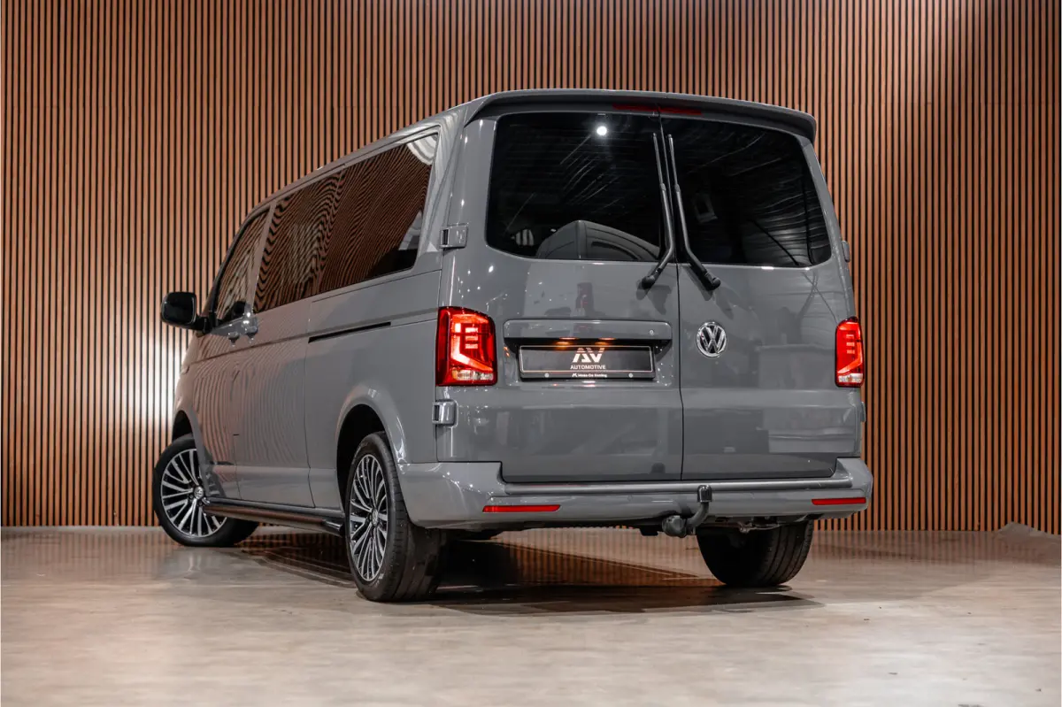 2.0 TDI L2H1 Bulli DC | Virtual | Discover Pro | ACC | Bi-Xenon | Camera | Navigatie | Trekhaak | Stoelverwarming | DAB | Orig. NL auto | Nieuwe APK