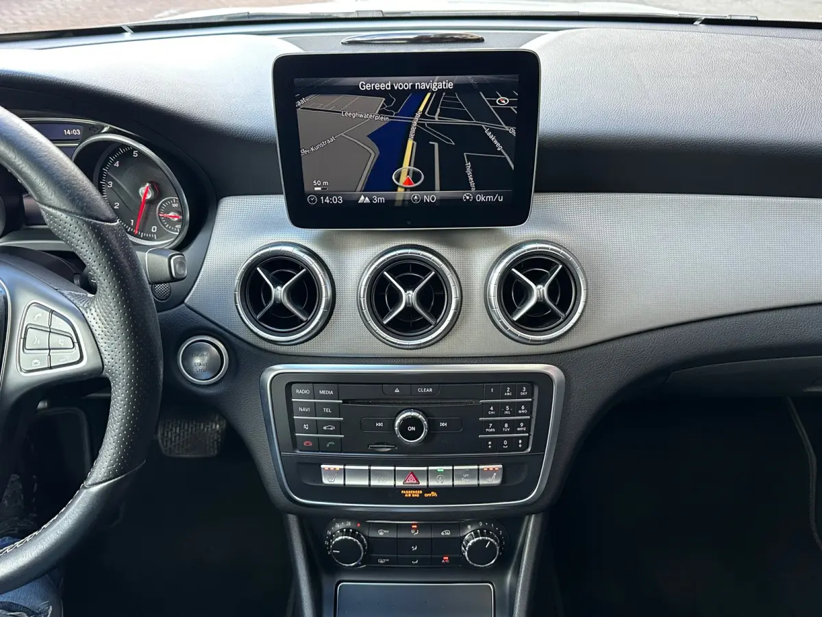 200 Aut Leer Navi Pano