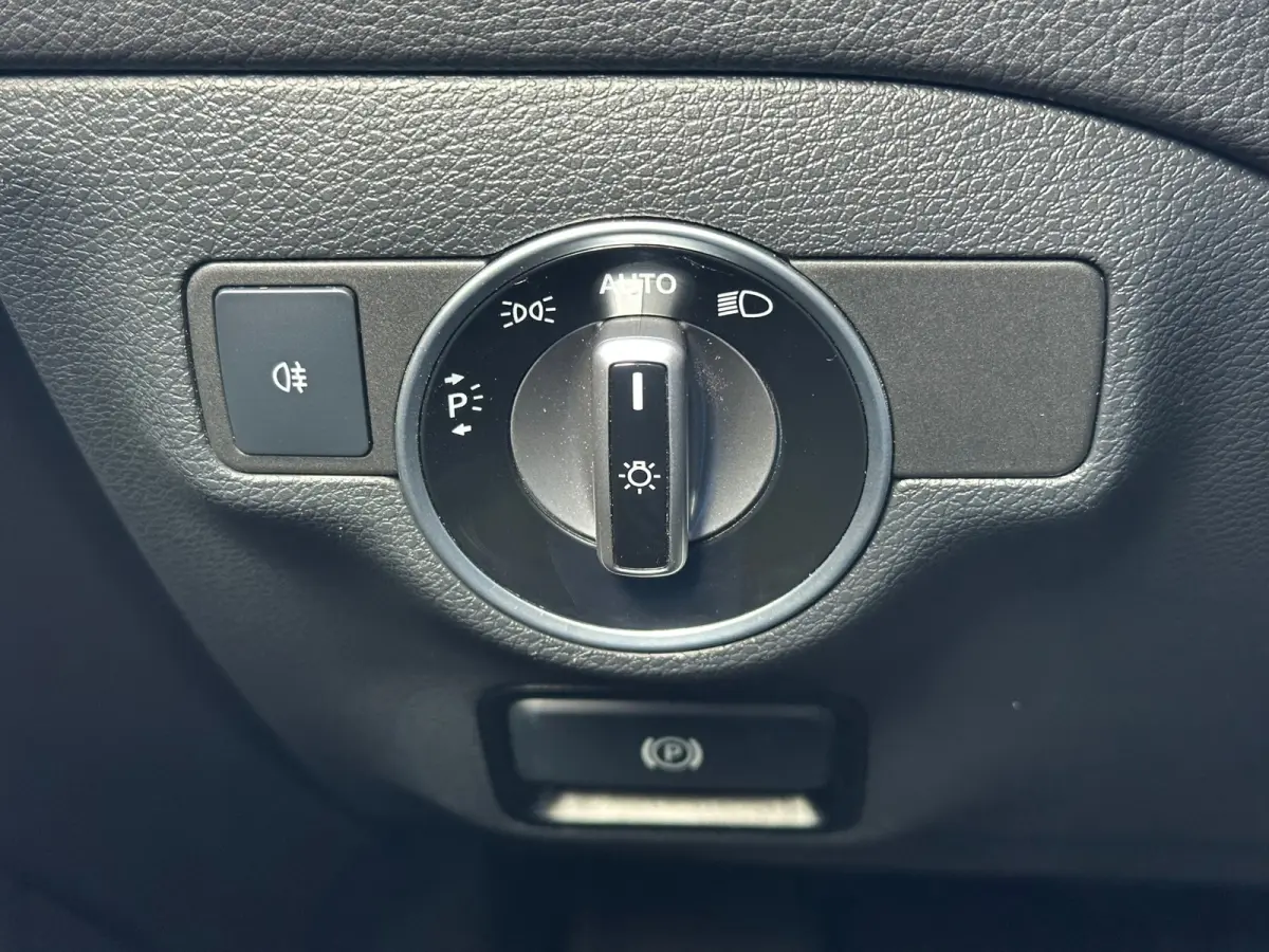 200 Aut Leer Navi Pano