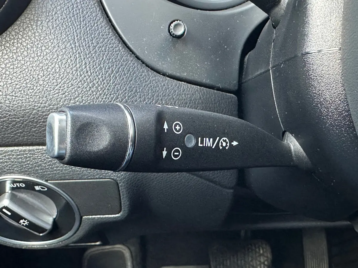 200 Aut Leer Navi Pano