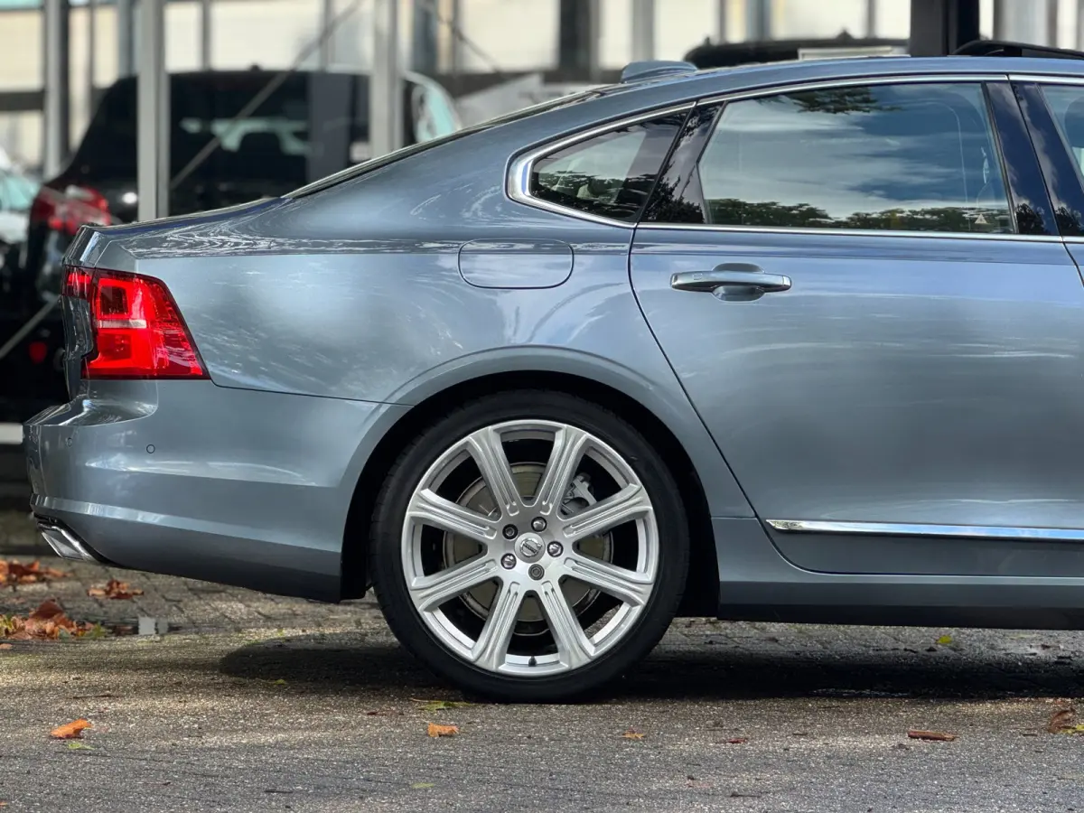 2.0 T5 Inscription Schuifdak Bower & Wilkons 1e Eig 100% Dealer onderhouden