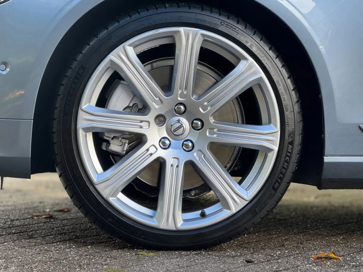 2.0 T5 Inscription Schuifdak Bower & Wilkons 1e Eig 100% Dealer onderhouden